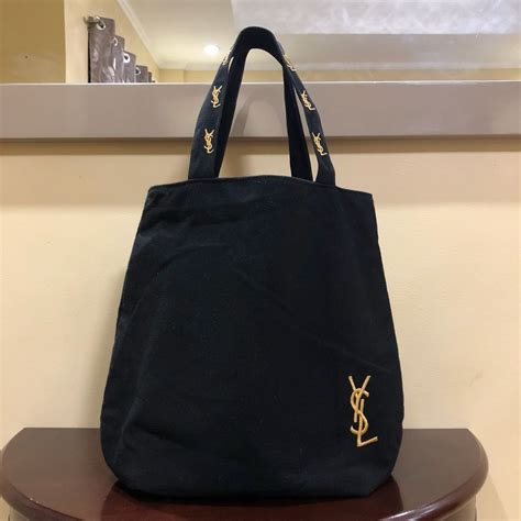 yves saint laurent black tote|saint laurent shopping tote.